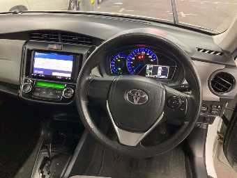 TOYOTA COROLLA AXIO 2015 Image 6