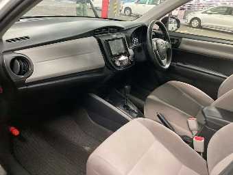 TOYOTA COROLLA AXIO 2015 Image 7