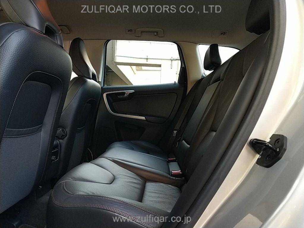 VOLVO XC60 2011 Image 6