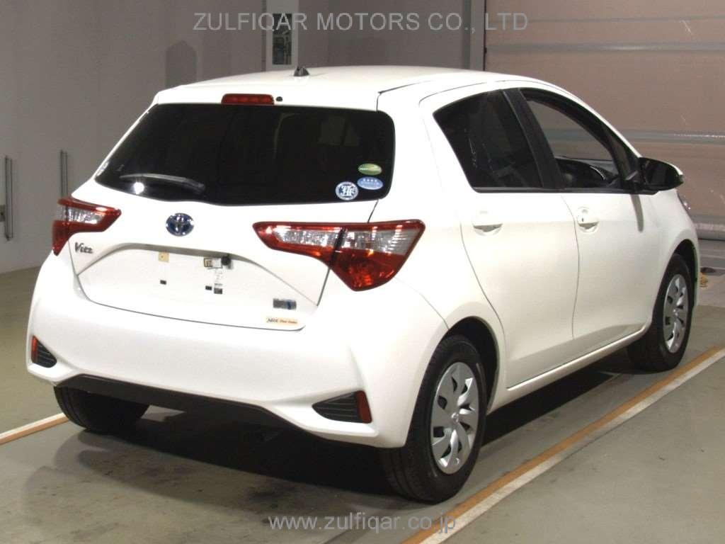 TOYOTA VITZ 2020 Image 2