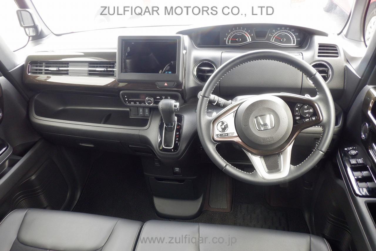 HONDA N-BOX CUSTOM 2019 Image 11