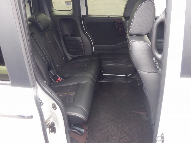 HONDA N-BOX CUSTOM 2019 Image 21