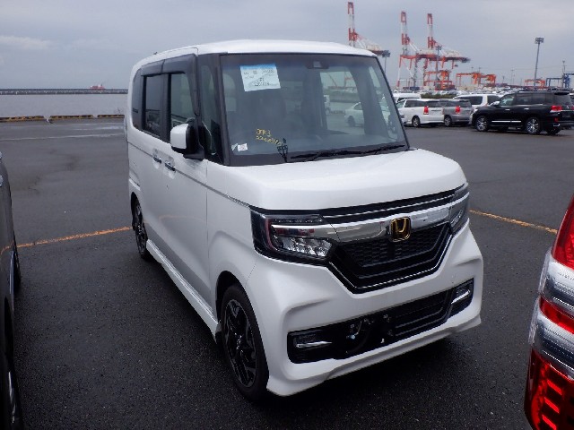 HONDA N-BOX CUSTOM 2019 Image 23