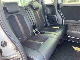 HONDA N-BOX CUSTOM 2019 Image 9