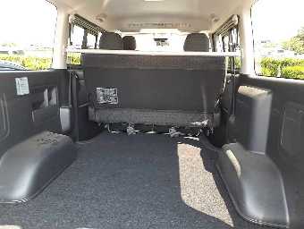 TOYOTA HIACE 2021 Image 10