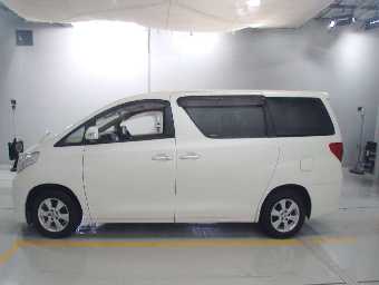TOYOTA ALPHARD 2013 Image 4