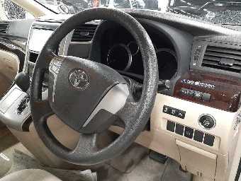 TOYOTA ALPHARD 2013 Image 7