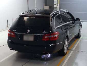MERCEDES BENZ E CLASS STATION WAGON 2011 Image 2