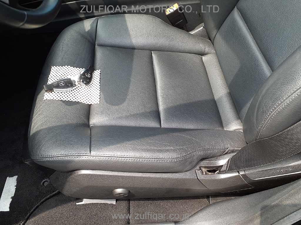 MERCEDES BENZ E CLASS STATION WAGON 2011 Image 8