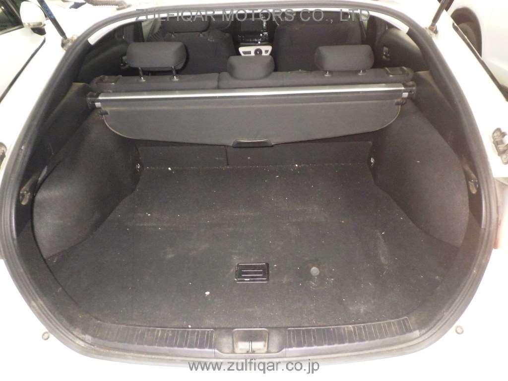 TOYOTA PRIUS 2018 Image 8