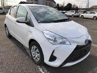 TOYOTA VITZ 2020 Image 1