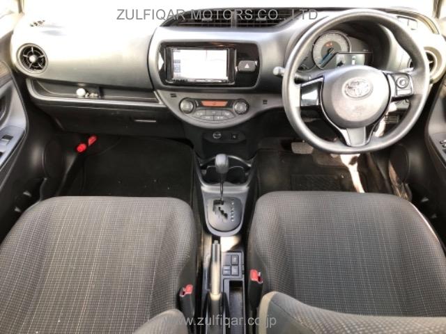 TOYOTA VITZ 2020 Image 4