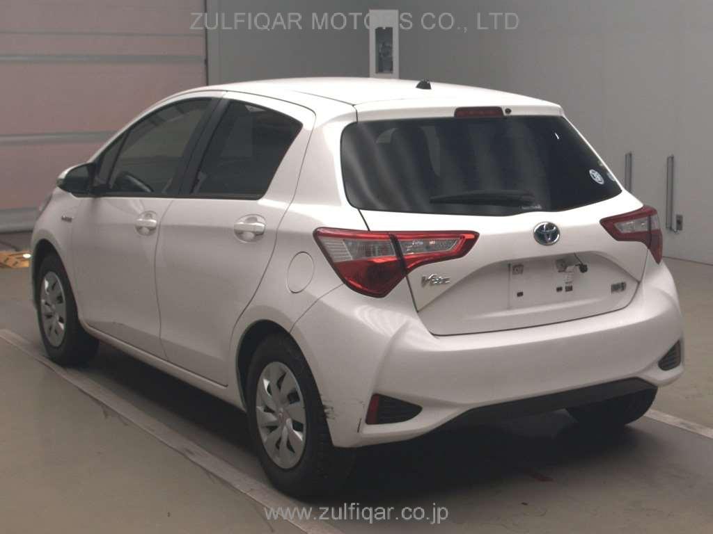 TOYOTA VITZ 2020 Image 4