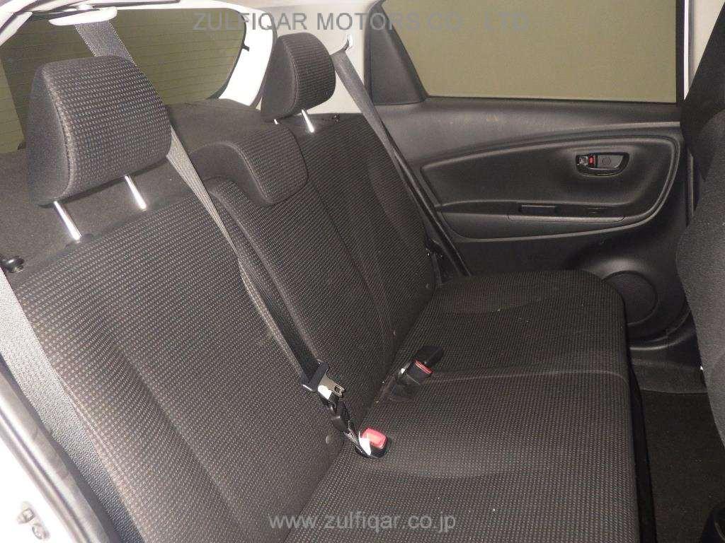 TOYOTA VITZ 2020 Image 7