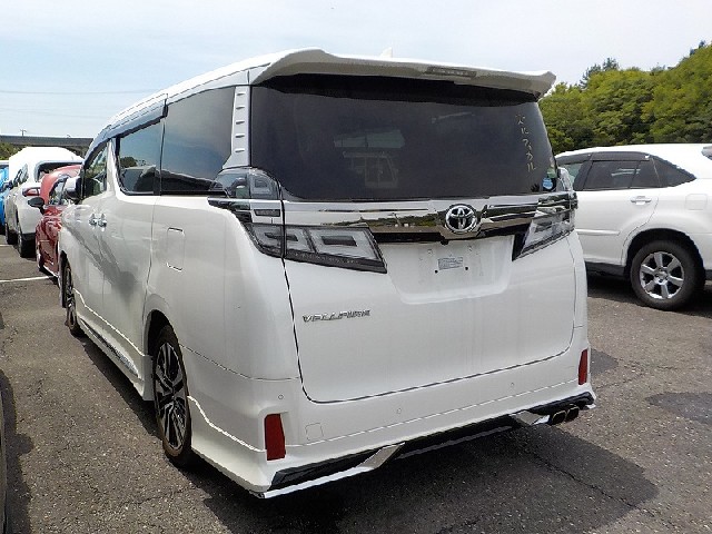 TOYOTA VELLFIRE 2019 Image 25