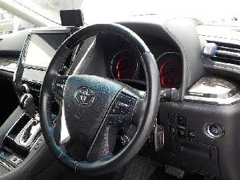 TOYOTA VELLFIRE 2019 Image 10