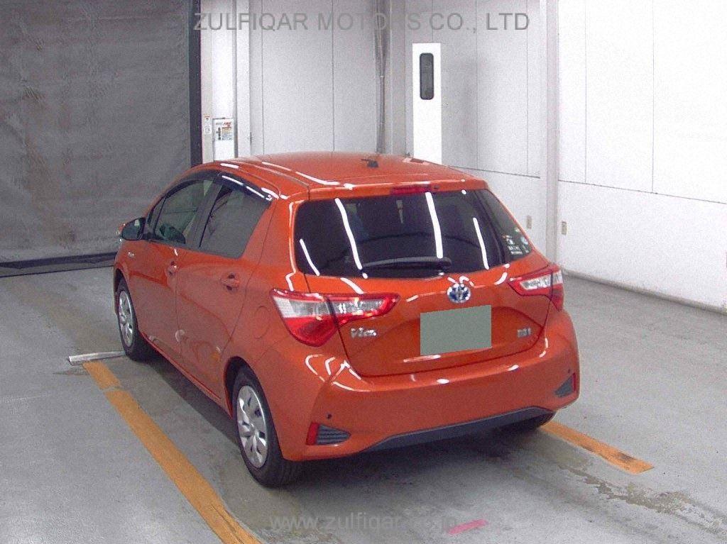 TOYOTA VITZ 2017 Image 2