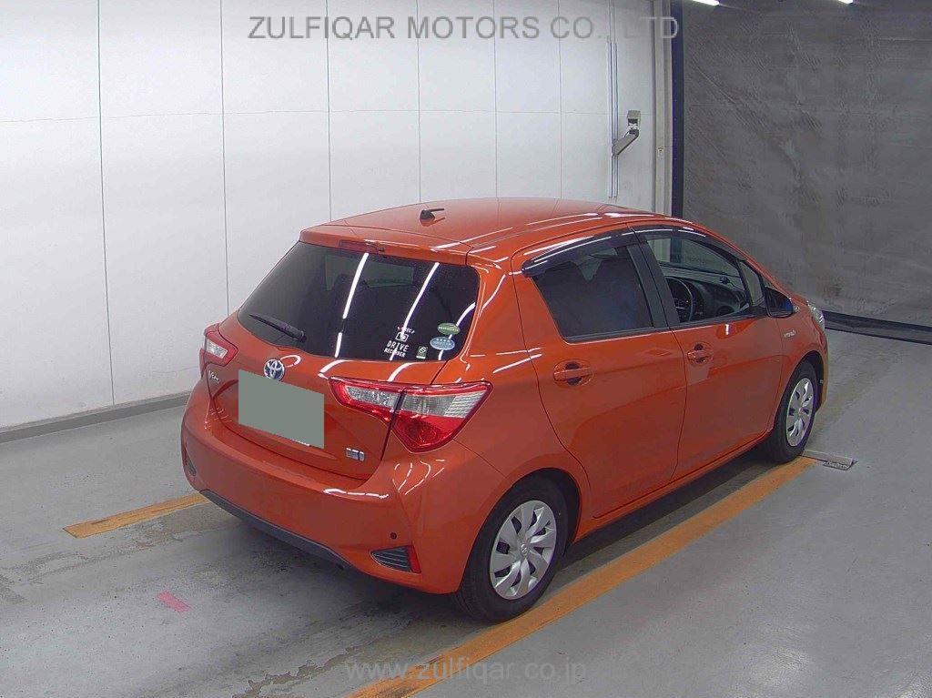 TOYOTA VITZ 2017 Image 5