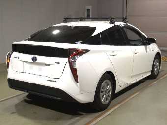 TOYOTA PRIUS 2018 Image 2