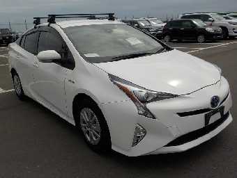 TOYOTA PRIUS 2018 Image 17