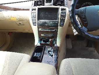 TOYOTA CROWN 2006 Image 9