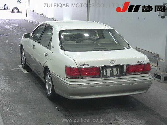 TOYOTA CROWN 2002 Image 2