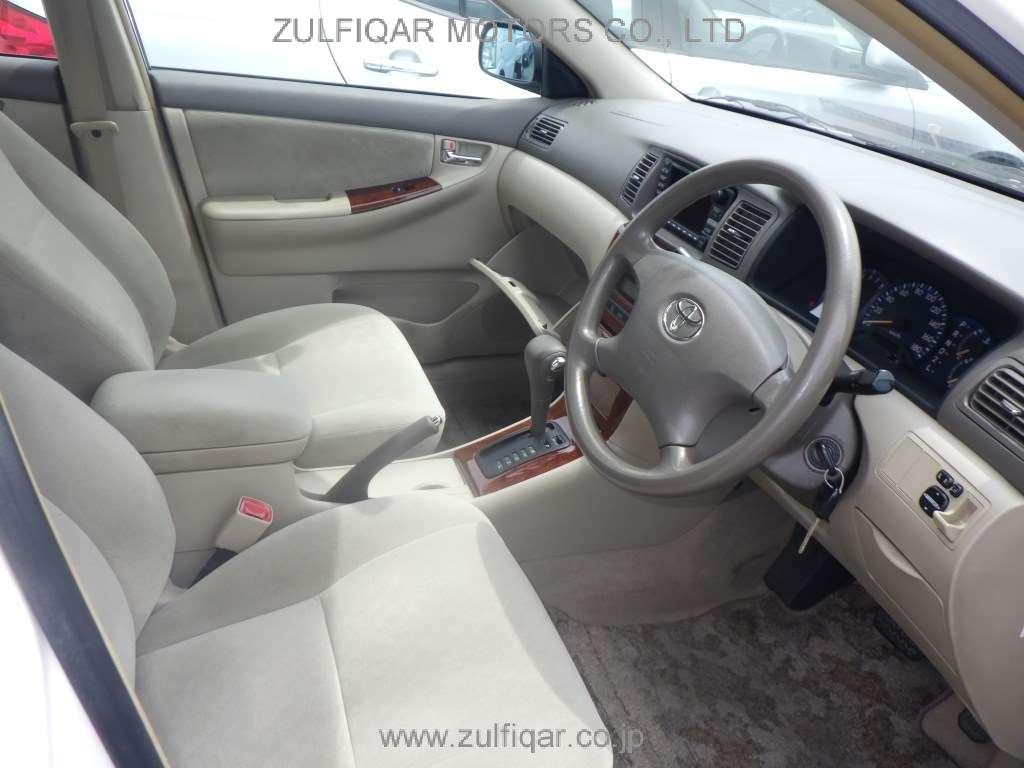 TOYOTA COROLLA 2002 Image 5