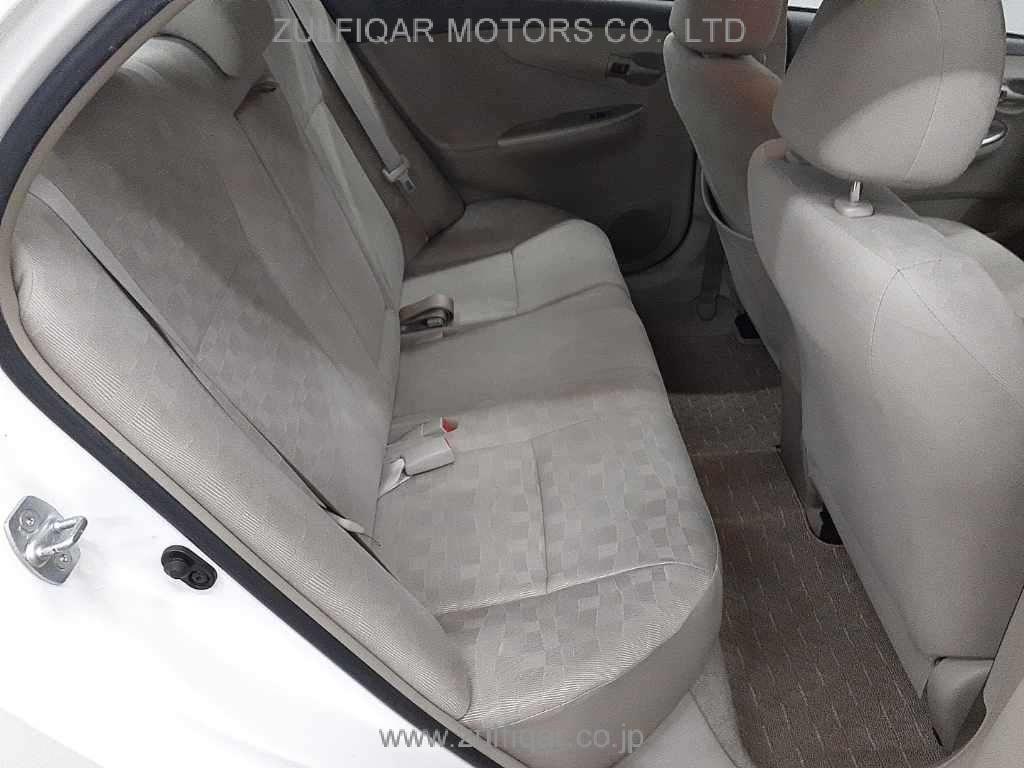 TOYOTA COROLLA AXIO 2009 Image 10