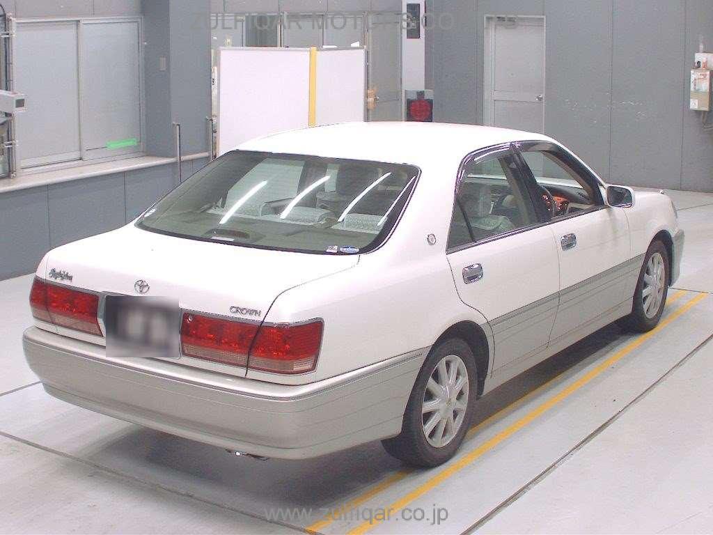 TOYOTA CROWN 2002 Image 2