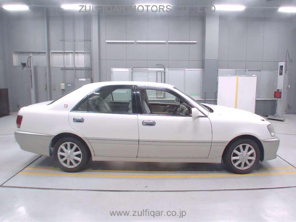 TOYOTA CROWN 2002 Image 3