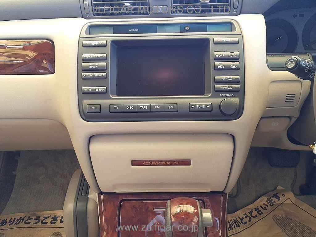 TOYOTA CROWN 2002 Image 9