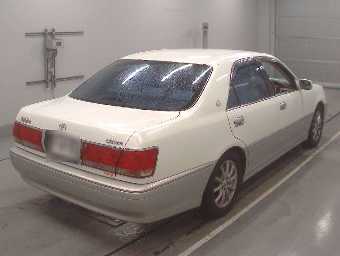 TOYOTA CROWN 2002 Image 2