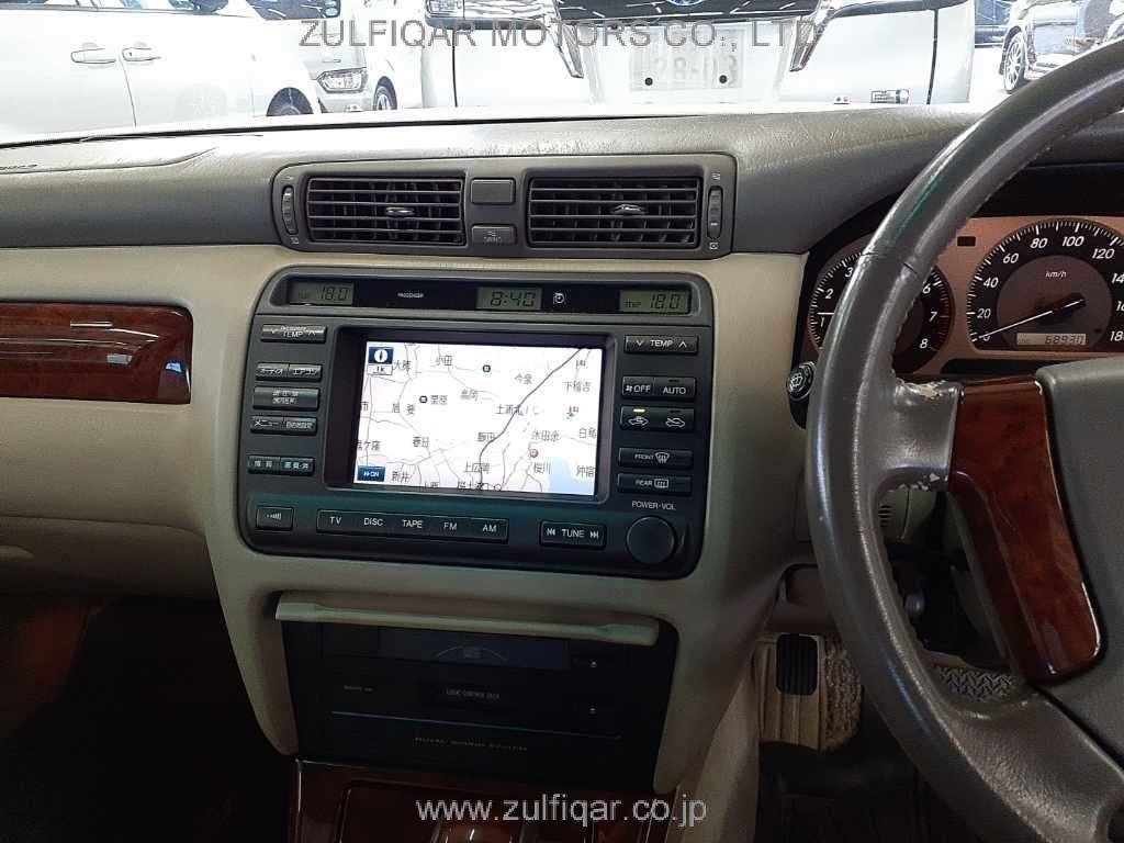 TOYOTA CROWN 2002 Image 9