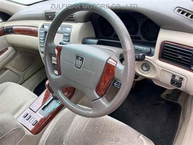 TOYOTA CROWN 2002 Image 3