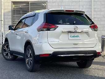 NISSAN X-TRAIL 2019 Image 2