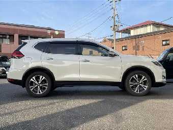 NISSAN X-TRAIL 2019 Image 19