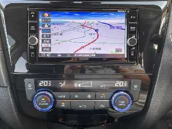 NISSAN X-TRAIL 2019 Image 8