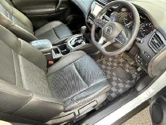 NISSAN X-TRAIL 2019 Image 9