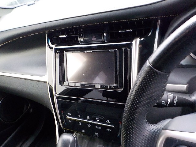 TOYOTA HARRIER 2018 Image 19