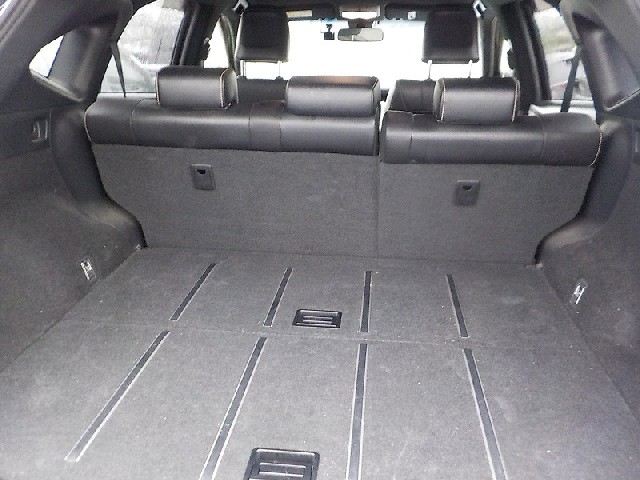 TOYOTA HARRIER 2018 Image 24