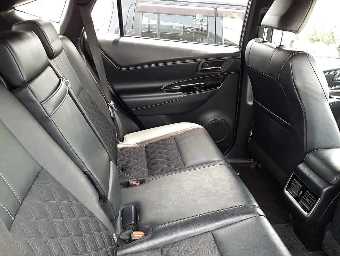 TOYOTA HARRIER 2018 Image 9