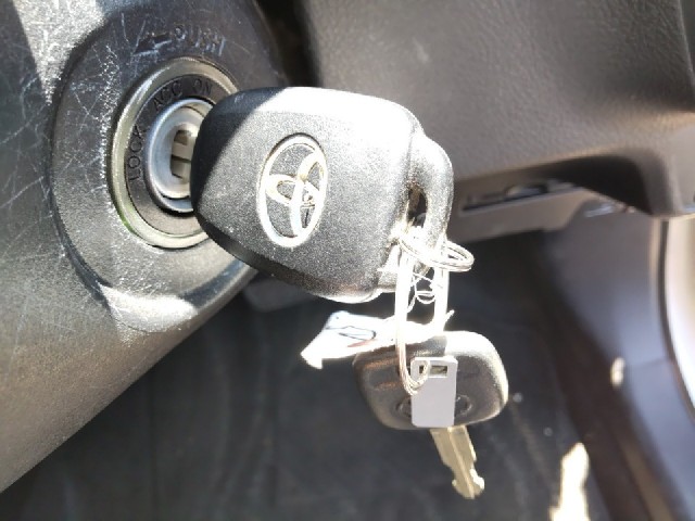 TOYOTA COROLLA AXIO 2014 Image 19