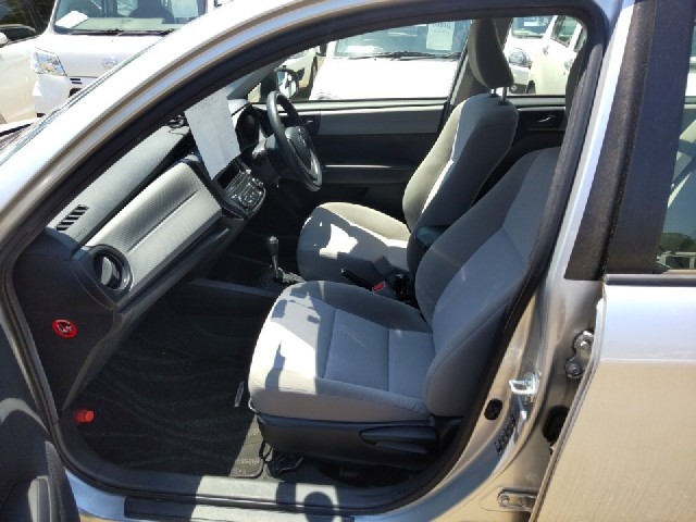 TOYOTA COROLLA AXIO 2014 Image 20