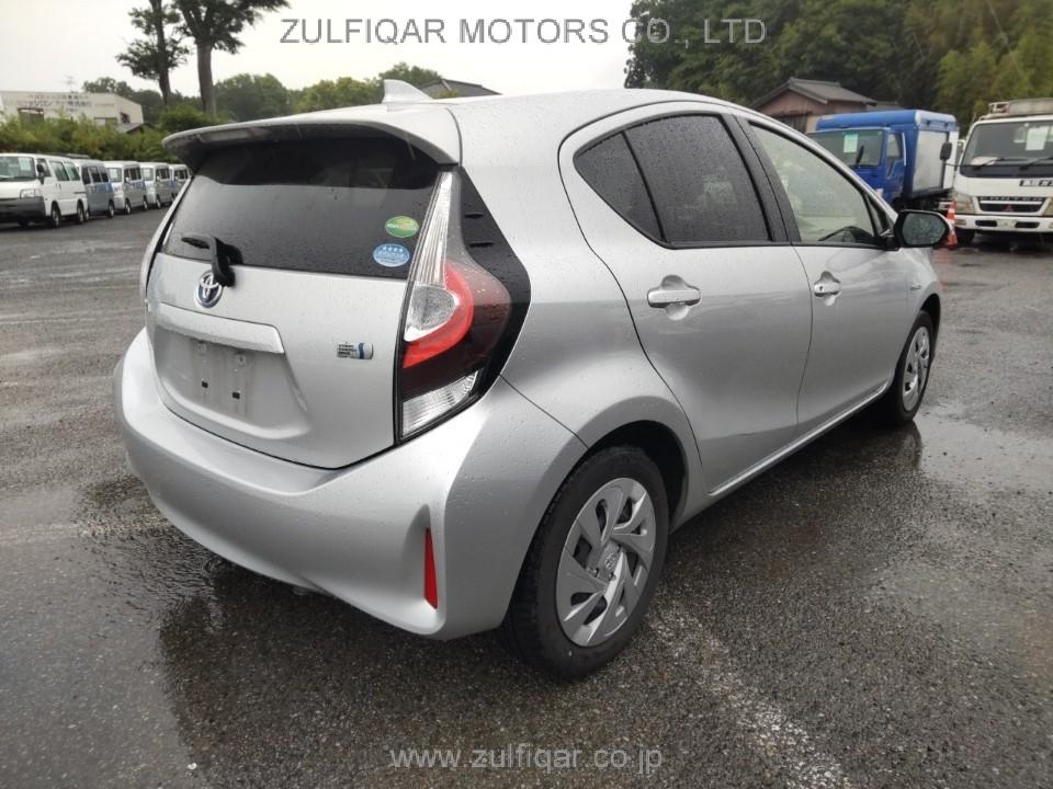 TOYOTA AQUA 2020 Image 2