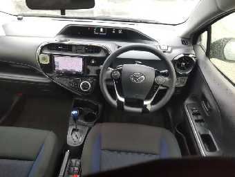 TOYOTA AQUA 2020 Image 8