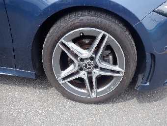 MERCEDES BENZ A CLASS 2020 Image 17