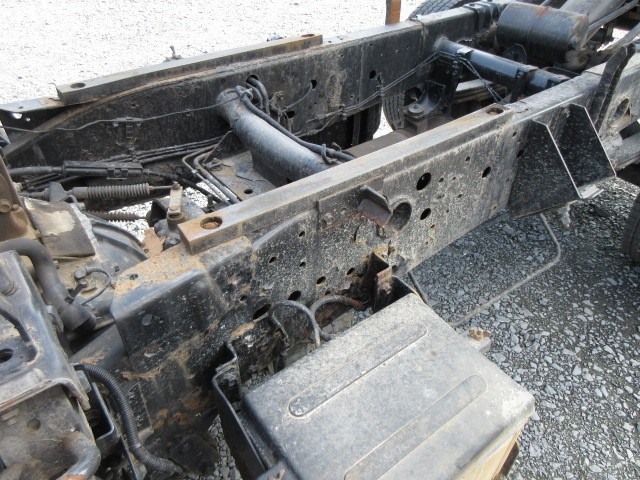 ISUZU ELF DUMP TRUCK 2000 Image 22