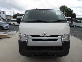 TOYOTA HIACE 2017 Image 2
