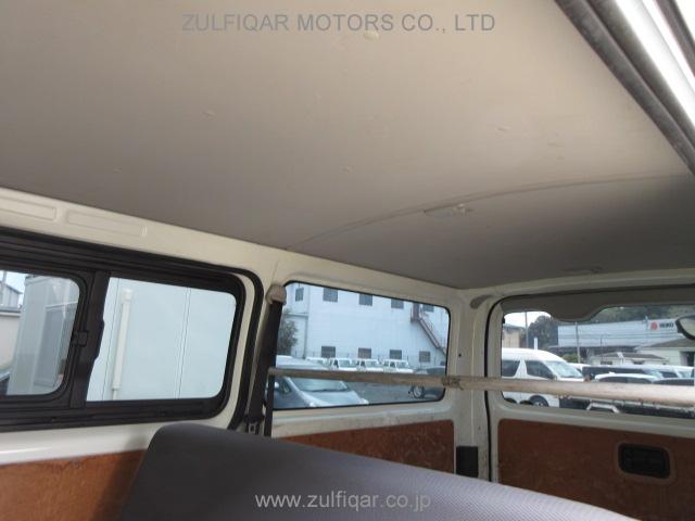 TOYOTA HIACE 2017 Image 11