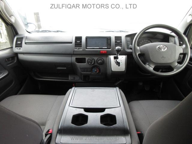 TOYOTA HIACE 2017 Image 7